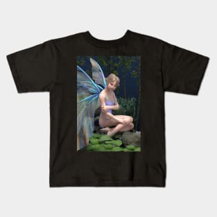 Fairy sitting by small pond Kids T-Shirt